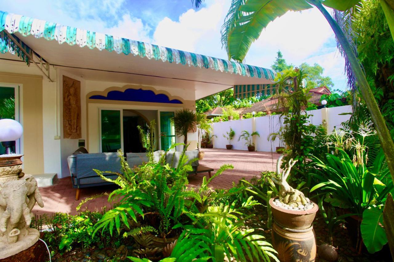 Sunshine Villa&diving School . Villa Phuket